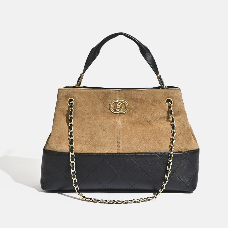 Women's Minimalist Quilted Lambskin Two-Tone Shoulder Crossbody Chain Handbag In Gold Hardware