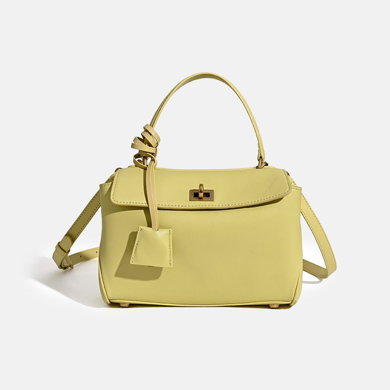 Women's Minimalist Top-Grain Leather Shoulder Handbag with Gold Hardware