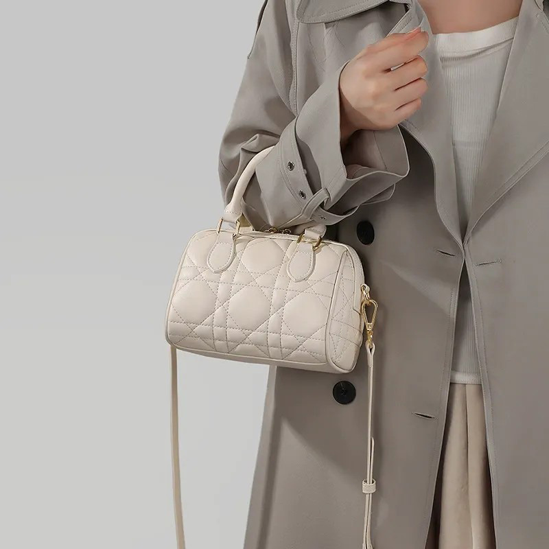 Damen gesteppte Leder Crossbody Tasche mit Tragegriff