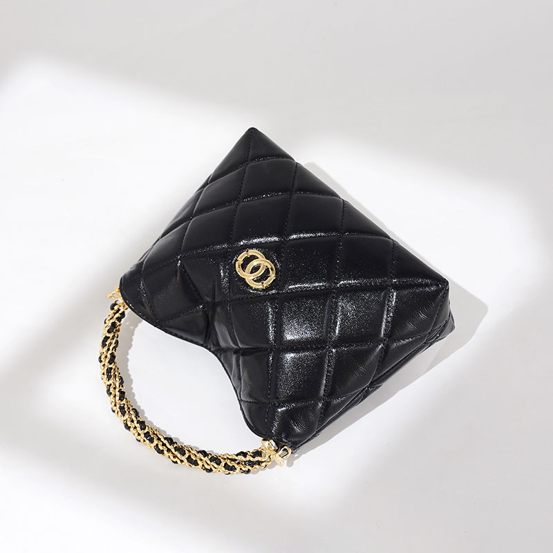 Sac à main en cuir d'agneau ciré matelassé pour femmes avec chaîne en or