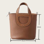 Damen Bucket Bag aus feinstem Leder mit Schweineschnalle