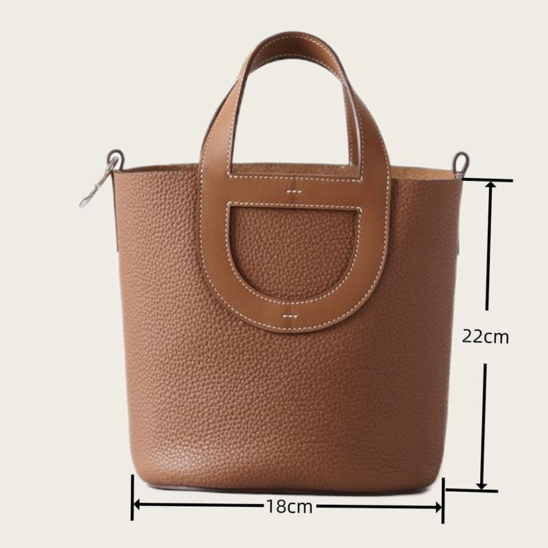 Damen Bucket Bag aus feinstem Leder mit Schweineschnalle