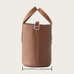 Damen Bucket Bag aus feinstem Leder mit Schweineschnalle