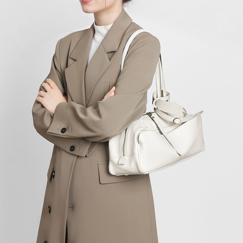 Women's Top-Grain Leather Zipper Shoulder Baguette Bag