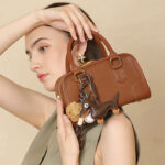 Women's Vintage Leather Shell-Shaped Boston Top Handle Bag In Charm Accessories