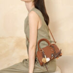 Women's Vintage Leather Shell-Shaped Boston Top Handle Bag In Charm Accessories