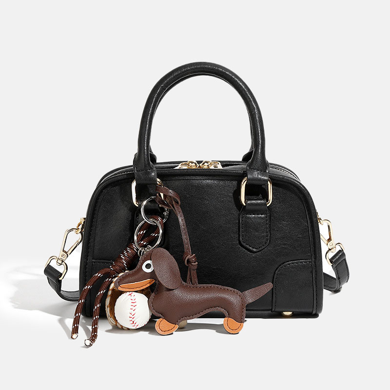 Women's Vintage Leather Shell-Shaped Boston Top Handle Bag In Charm Accessories