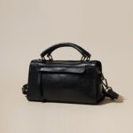 Sac à main vintage en cuir ciré de grain supérieur pour femmes