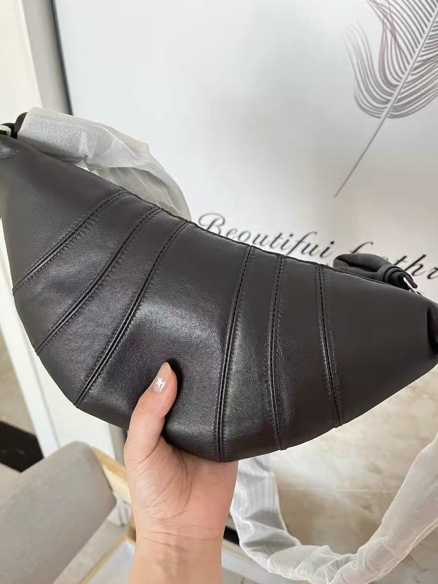 Sac à bandoulière en cuir véritable Vintage Dumpling Shape Single Shoulder Crossbody Bag photo review