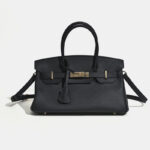 Sac à main horizontal en cuir pleine fleur pour femmes, avec des accessoires en or