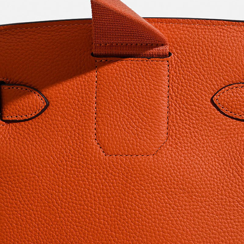 Women's Minimalist Full-Grain Leather Sling Bag In Silver Hardware