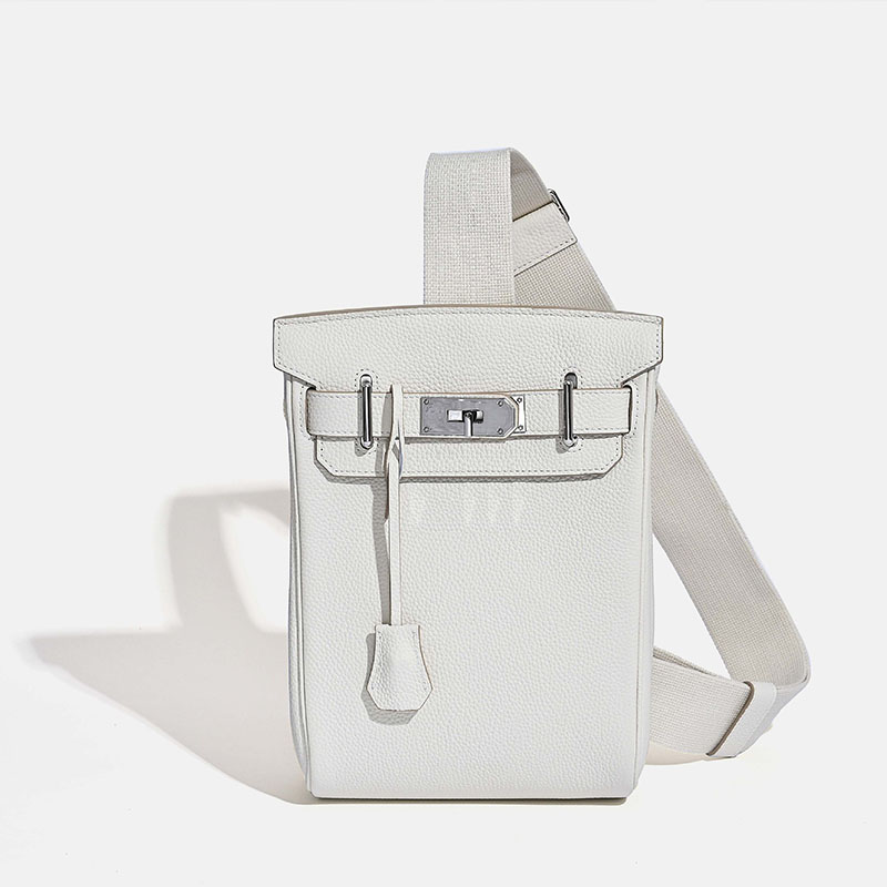 Women's Minimalist Full-Grain Leather Sling Bag In Silver Hardware