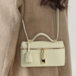 Minimalistische Damen Box aus echtem Leder Schulter-Top-Griff Tasche in Gold Hardware