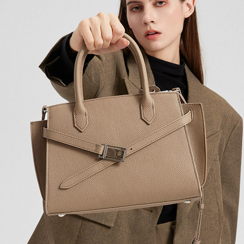 Women's Minimalist Top-Grain Leather Crossbody Shoulder Satchel Handbag In Silver Hardware