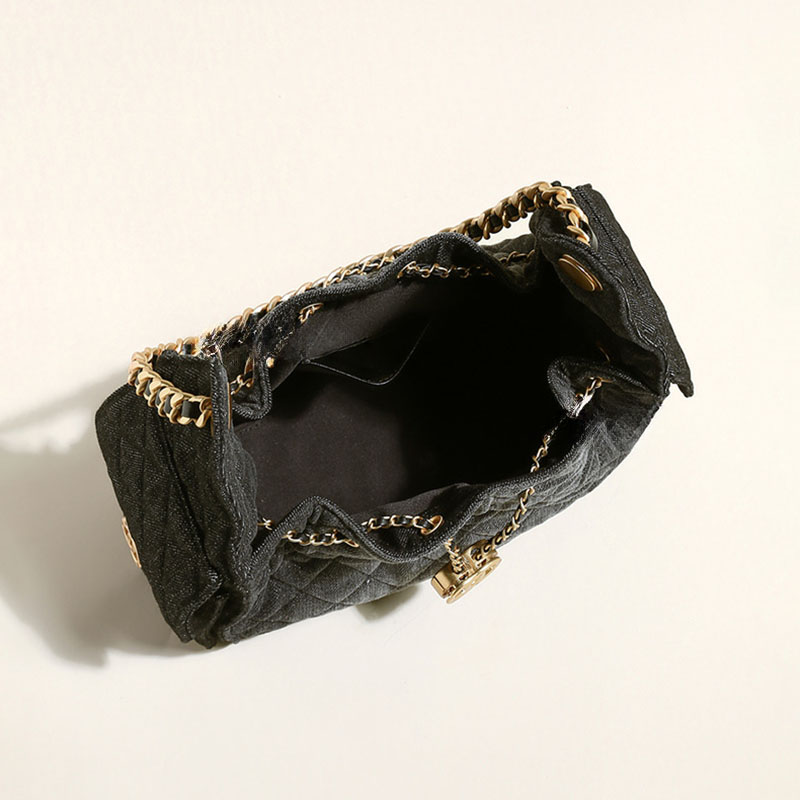 Women's Quilted Canvas Chain Hobo Bag In Gold Hardware