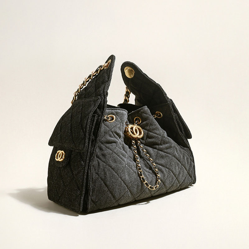 Women's Quilted Canvas Chain Hobo Bag In Gold Hardware