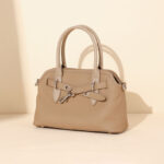 Damen Vintage Vollnarbenleder Schnalle Muschel-förmige Handtasche