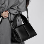 Sac à main vintage à bandoulière en cuir pleine fleur pour femmes