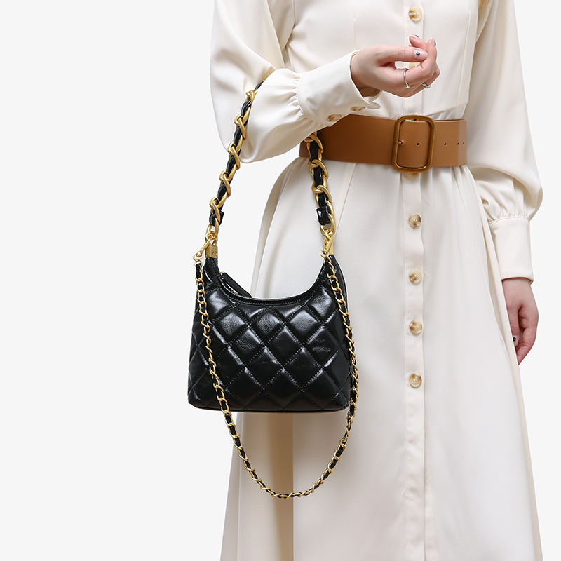 Femmes Vintage Quilted Oiled Wax Cowhide Leather Shoulder Hobo Bag In Chain Strap