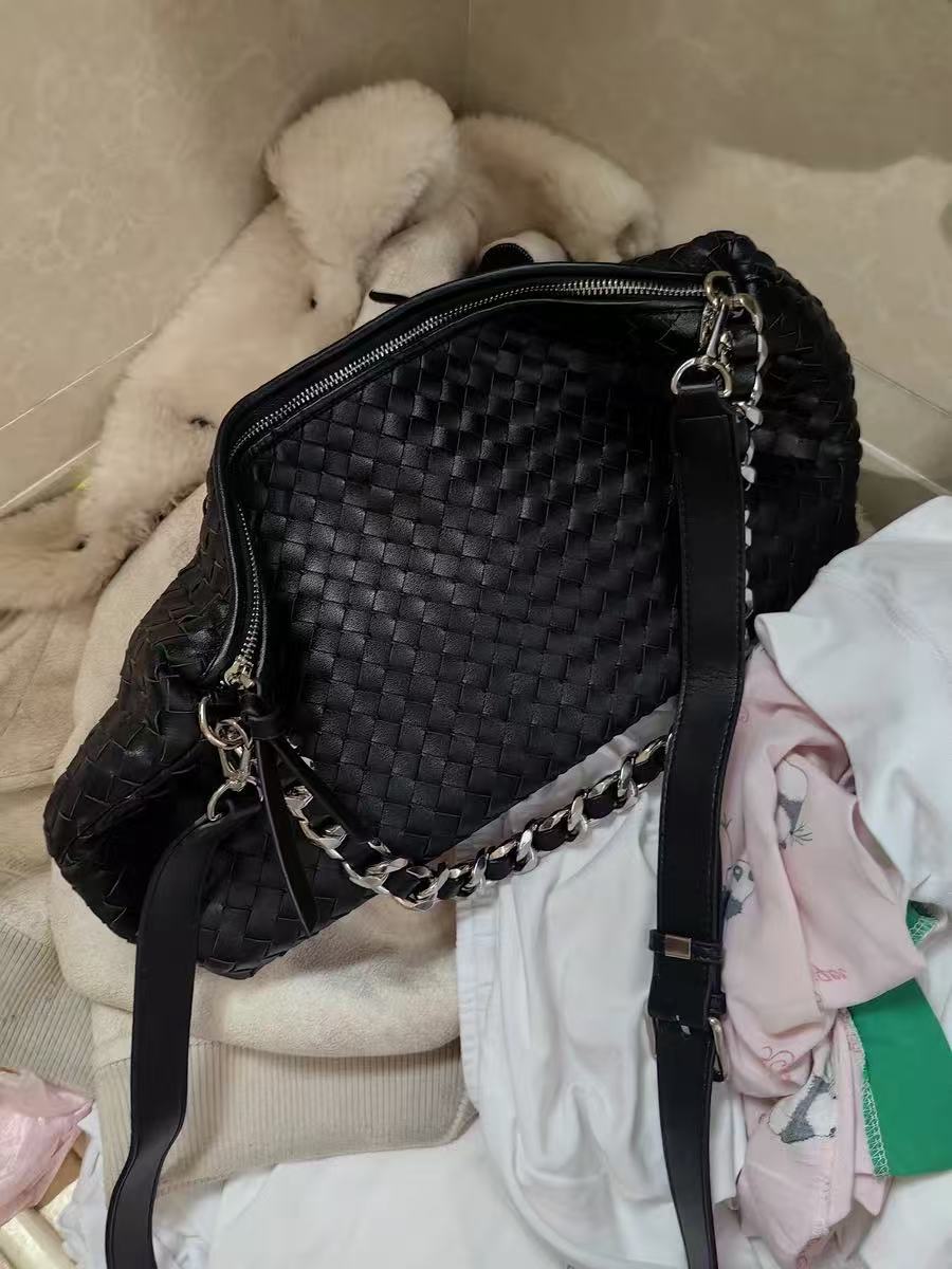 Sac hobo à bandoulière en cuir véritable tressé pour femmes photo review