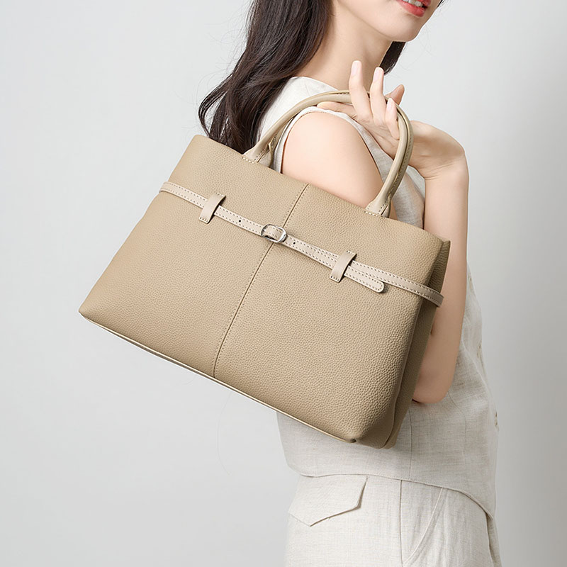 Sac à main à boucle en cuir pleine fleur pour femmes