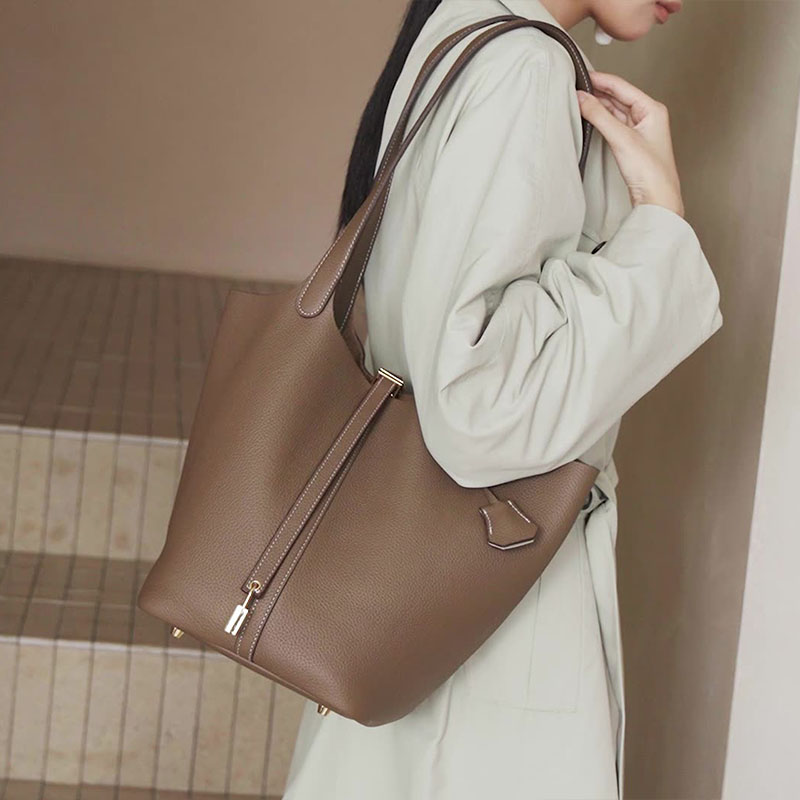 Women's Large Minimalist Full-Grain Leather Bucket Bag In Gold Hardware