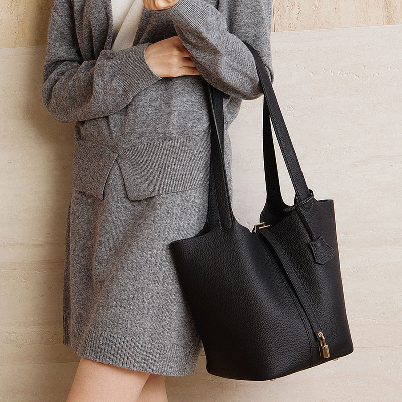 Women's Large Minimalist Full-Grain Leather Bucket Bag In Gold Hardware