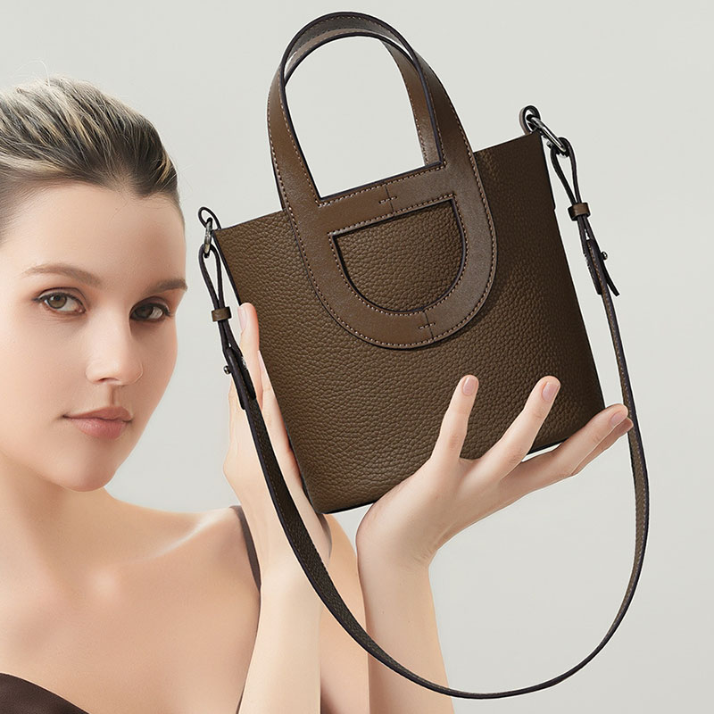 Sac à main en cuir pleine fleur avec bandoulière pour femmes
