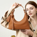 Women's Minimalist Full-Grain Leather Zip-Top Hobo Bags