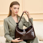 Women's Minimalist Genuine Leather Magnetic Buckle Hobo Bag In Silver Hardware
