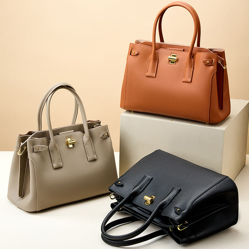 Women's Minimalist Split Leather Turn-Lock Handbag In Gold Hardware