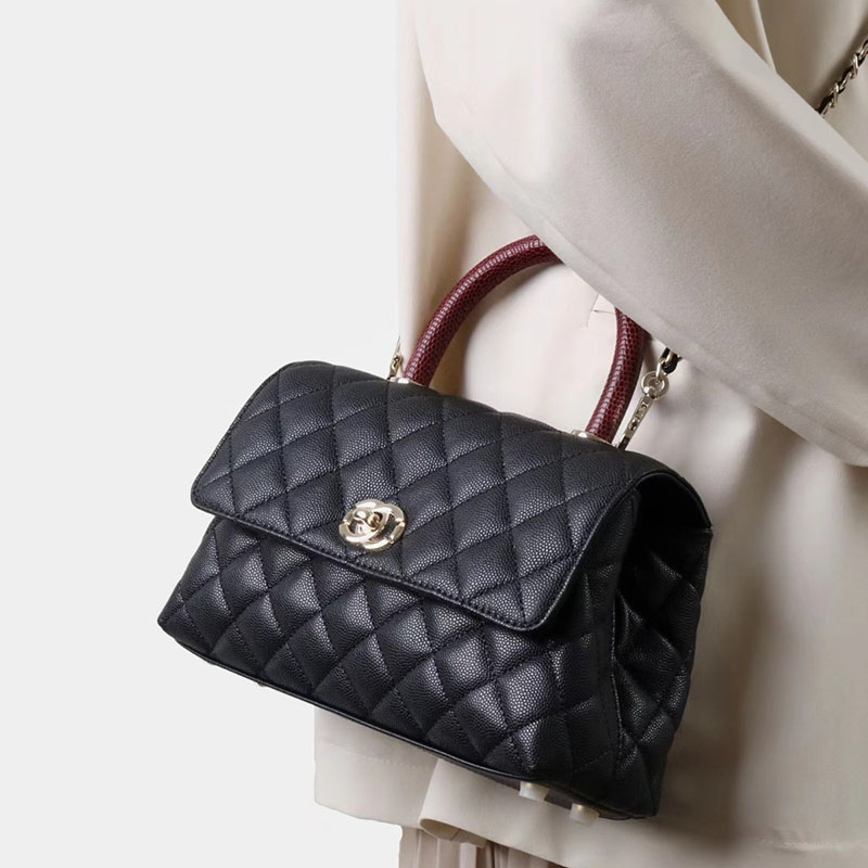 Women's Vintage Black Quilted Full-Grain Leather Chain Strap Top Handle Bag In Gold Hardware