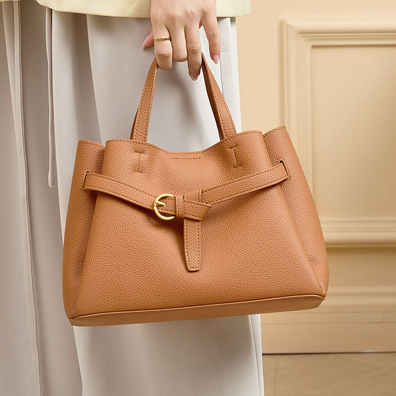 Women's Vintage Full-Grain Leather Buckle Shoulder Strap Handbag