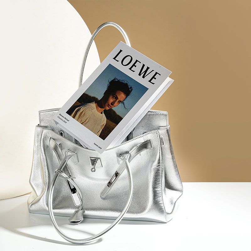 Women's Vintage Soft Leather Lock Close Shoulder Top Handle Bag In Silver Hardware