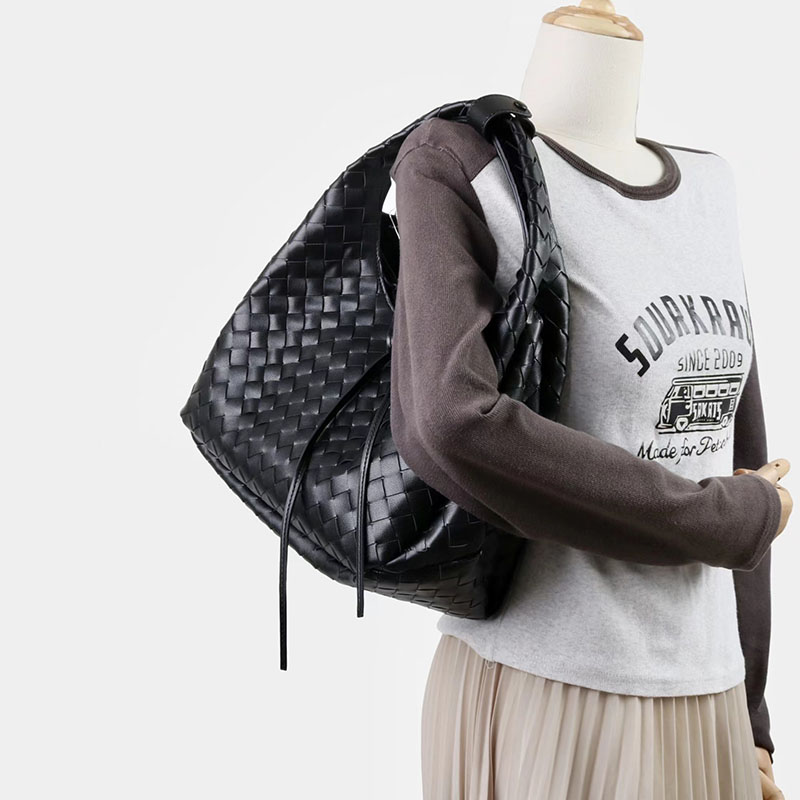 Women's Vintage Woven Spilt Leather Hobo Bag