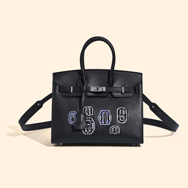 Sac à main en cuir pleine fleur à poignée supérieure brodée avec quincaillerie argentée pour femme en noir
