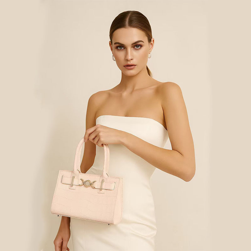Women's Minimalist Crocodile Embossed Top-Grain Leather Crossbody Strap Tote Bag In Gold Hardware