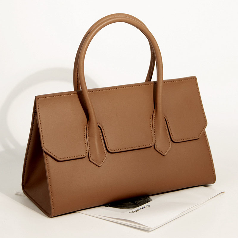 Women's Minimalist Genuine Leather Flap Top Handle Bag In Crossbody Strap