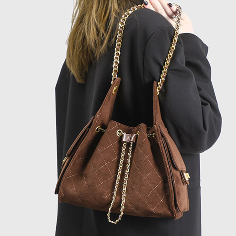 Women's Quilted Suede Chain Shoulder Hobo Bag In Gold Hardware