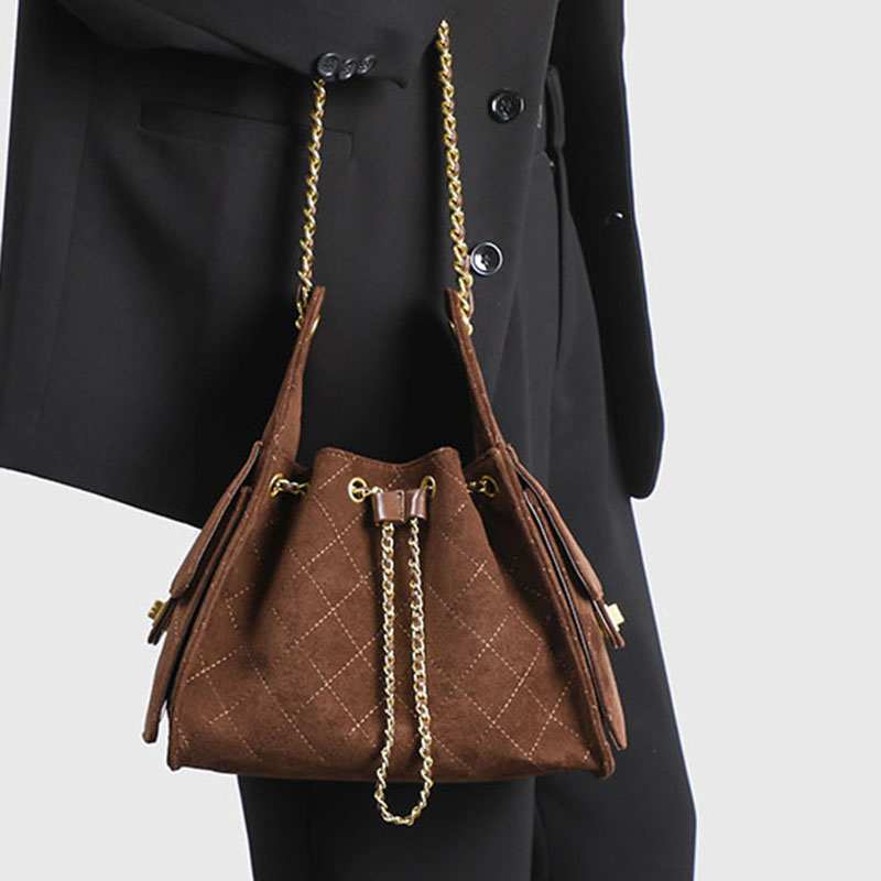 Women's Quilted Suede Chain Shoulder Hobo Bag In Gold Hardware