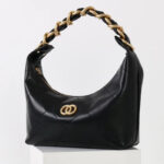 Sac à bandoulière hobo en cuir d'agneau matelassé noir vintage avec accessoires en chaîne dorés