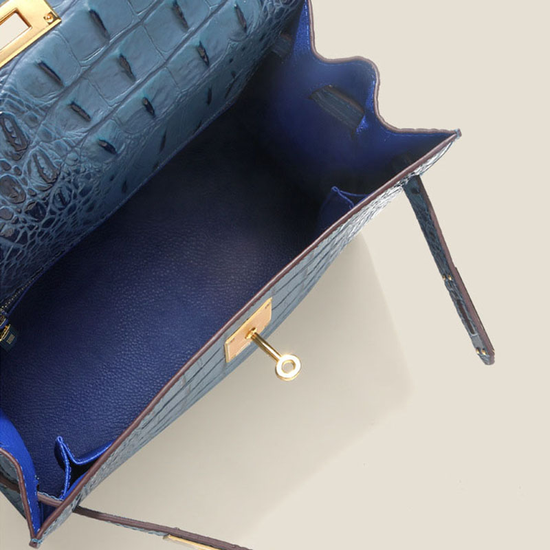 Sac à main vintage à bandoulière en cuir fendu gaufré au crocodile et à la quincaillerie dorée pour femmes