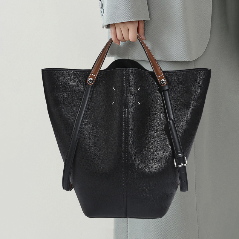Sacs à main vintage en daim et cuir pleine fleur avec boucle à l'épaule