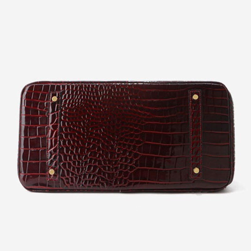 Sac à main en cuir pleine fleur embossé au crocodile, quincaillerie dorée, pour femme