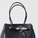 Women's Vintage Cowhide Leather Shoulder Tote Bag With Lock Closure