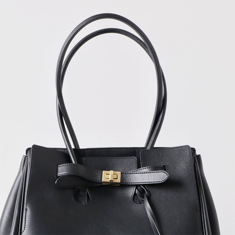 Women's Vintage Cowhide Leather Shoulder Tote Bag With Lock Closure