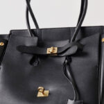 Women's Vintage Cowhide Leather Shoulder Tote Bag With Lock Closure