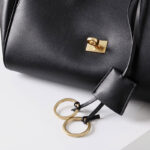 Women's Vintage Cowhide Leather Shoulder Tote Bag With Lock Closure