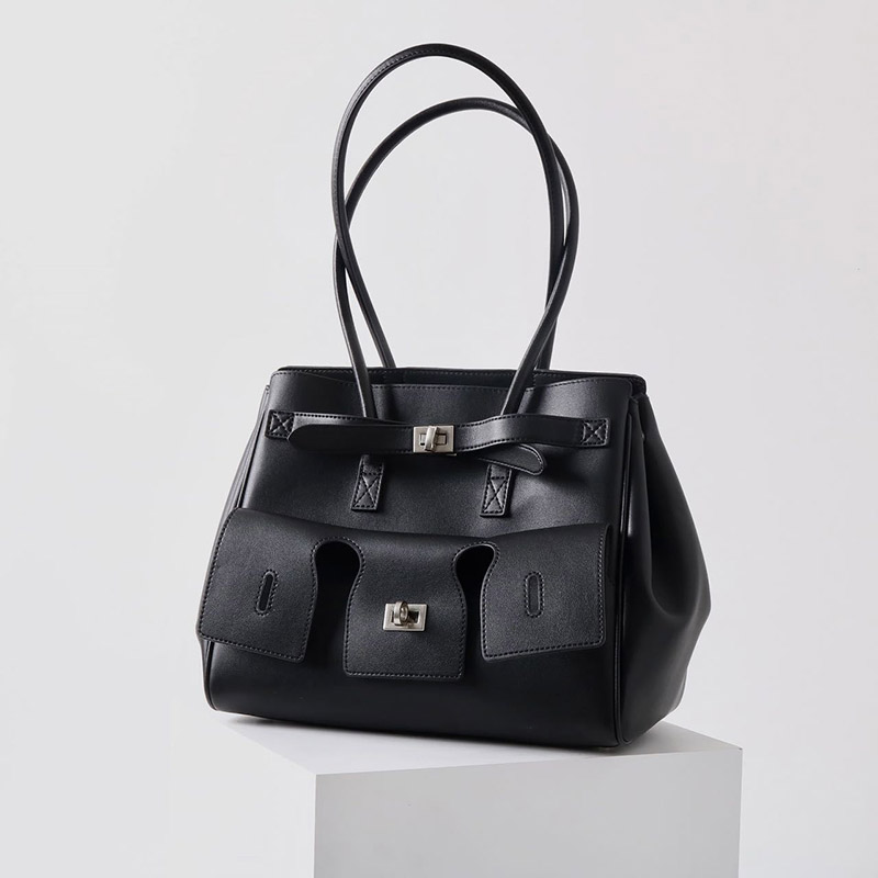 Women's Vintage Cowhide Leather Shoulder Tote Bag With Lock Closure