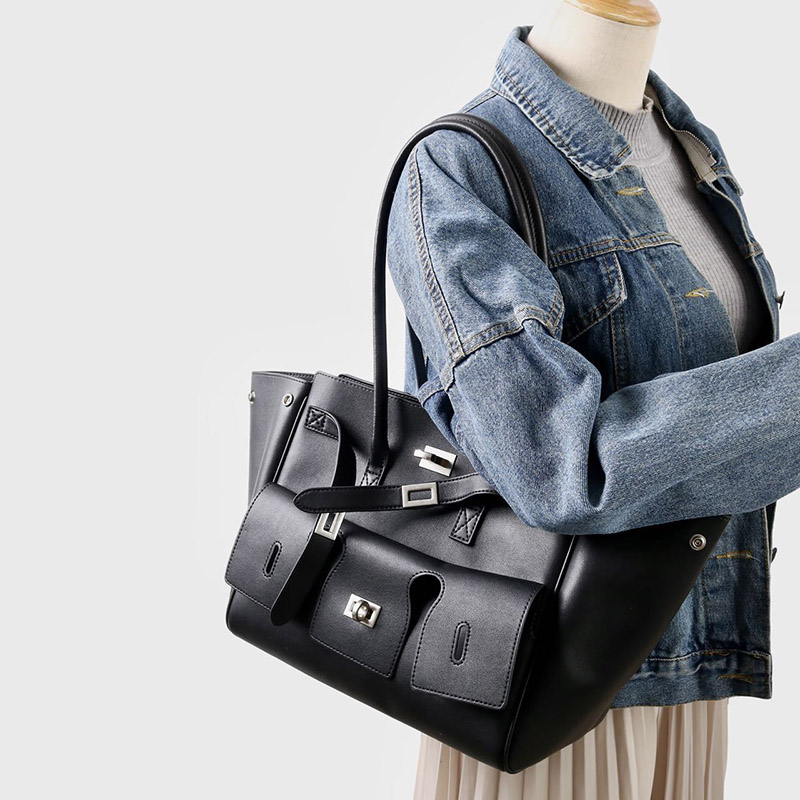 Women's Vintage Cowhide Leather Shoulder Tote Bag With Lock Closure
